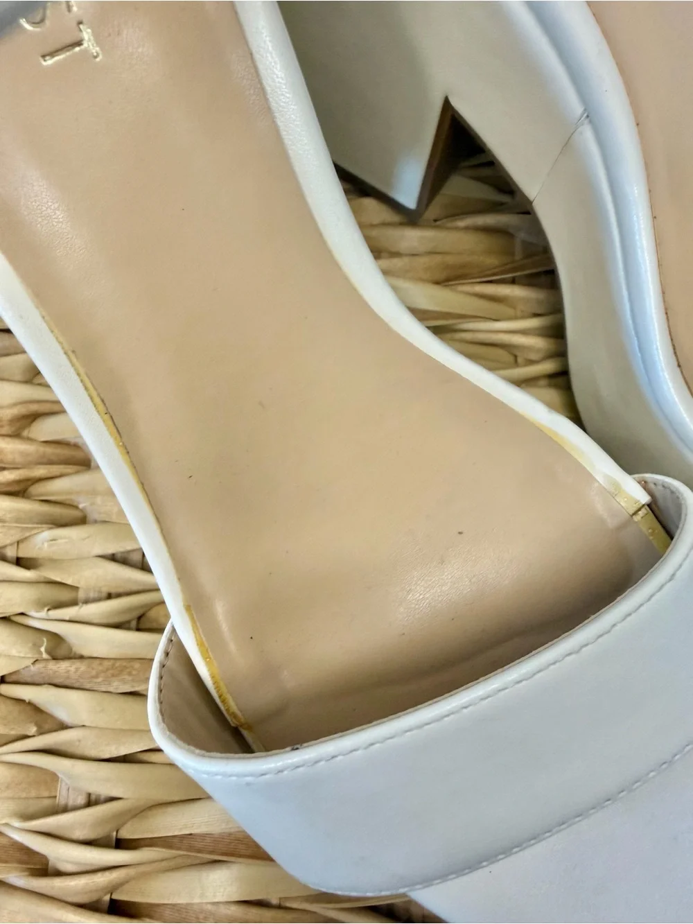 Nine West Platform Ankle Strap Wedge Sandal Heels in White, Size 10